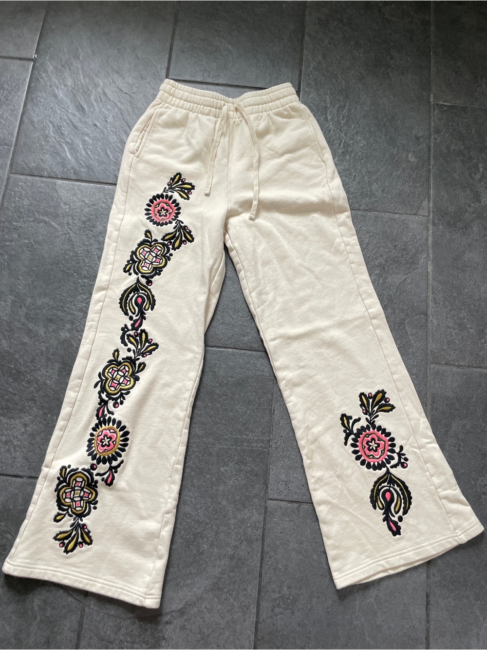 NATURAL LIFE Embroidered Wide Leg Sweatpants XS Cream Pink Gold Lounge Boho